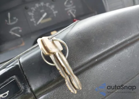 1995 Ford F150 z USA, uszkodzony, nr VIN 1FTDF15Y8SNB43921